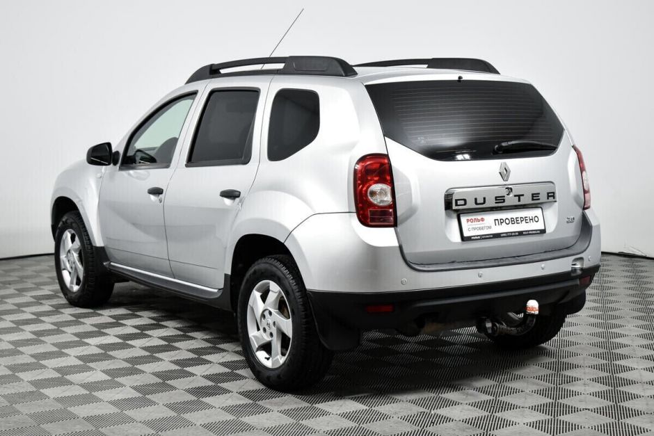Renault Duster, 2.0 л, АТ, 2014 фото 9