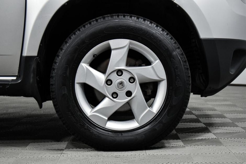 Renault Duster, 2.0 л, АТ, 2014 фото 1