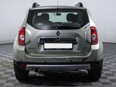 Renault Duster, 2.0 л, МКПП, 2013 фото 8