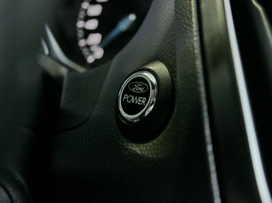 Ford Focus, 2.0 л, Робот, 2013 фото 13