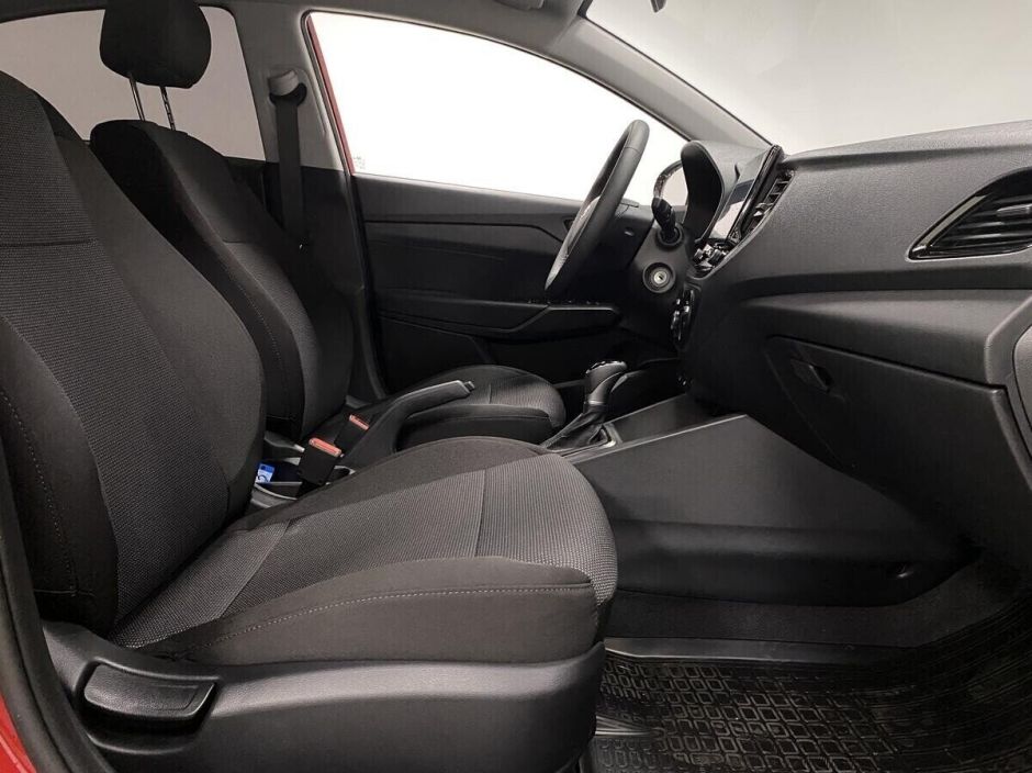 Hyundai Solaris, 1.6 л, АТ, 2022 фото 14