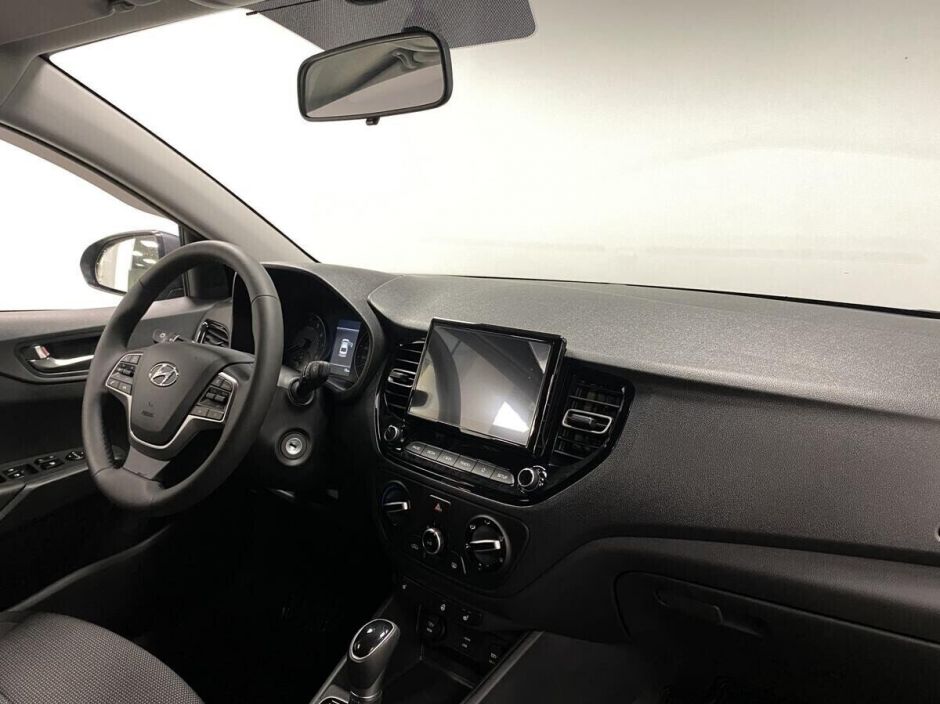 Hyundai Solaris, 1.6 л, АТ, 2022 фото 13