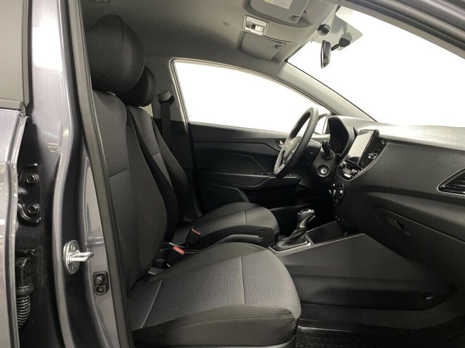Hyundai Solaris, 1.6 л, АТ, 2022 фото 14