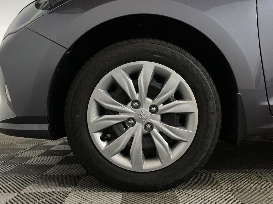 Hyundai Solaris, 1.6 л, АТ, 2022 фото 1