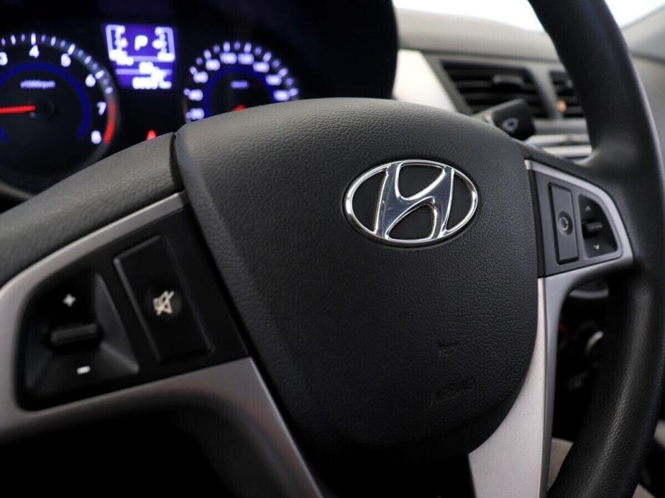 Hyundai Solaris, 1.4 л, АТ, 2016 фото 2