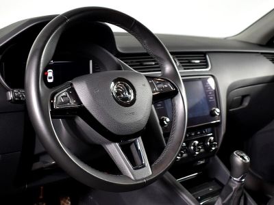 Skoda Octavia, 1.8 л, МКПП, 2018 фото 7