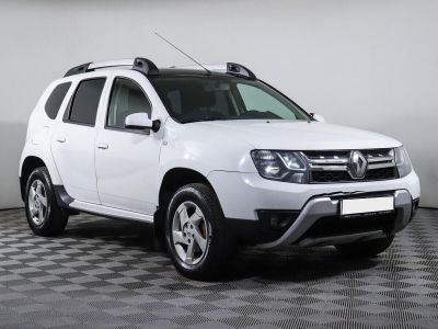 Renault Duster, 2.0 л, АКПП, 2016 фото 5