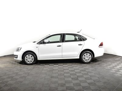 Volkswagen Polo, 1.6 л, МКПП, 2018 фото 10