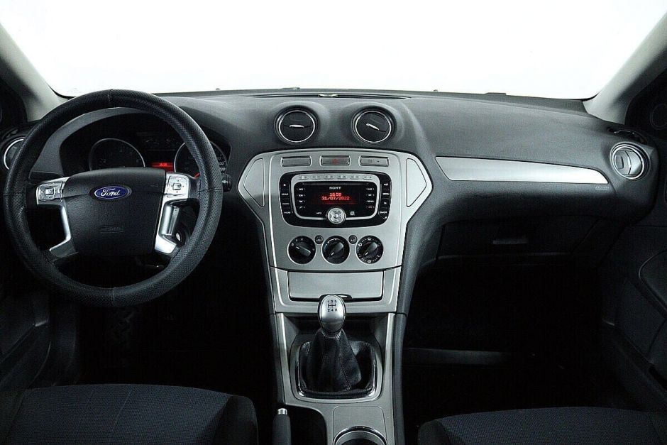 Ford Mondeo, 1.6 л, МТ, 2008 фото 15