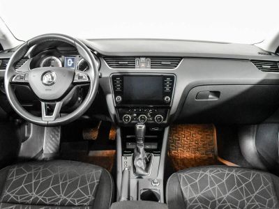 Skoda Octavia, 1.8 л, РКПП, 2019 фото 2