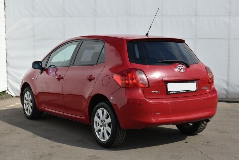 Toyota Auris, 1.6 л, Робот, 2008 фото 9