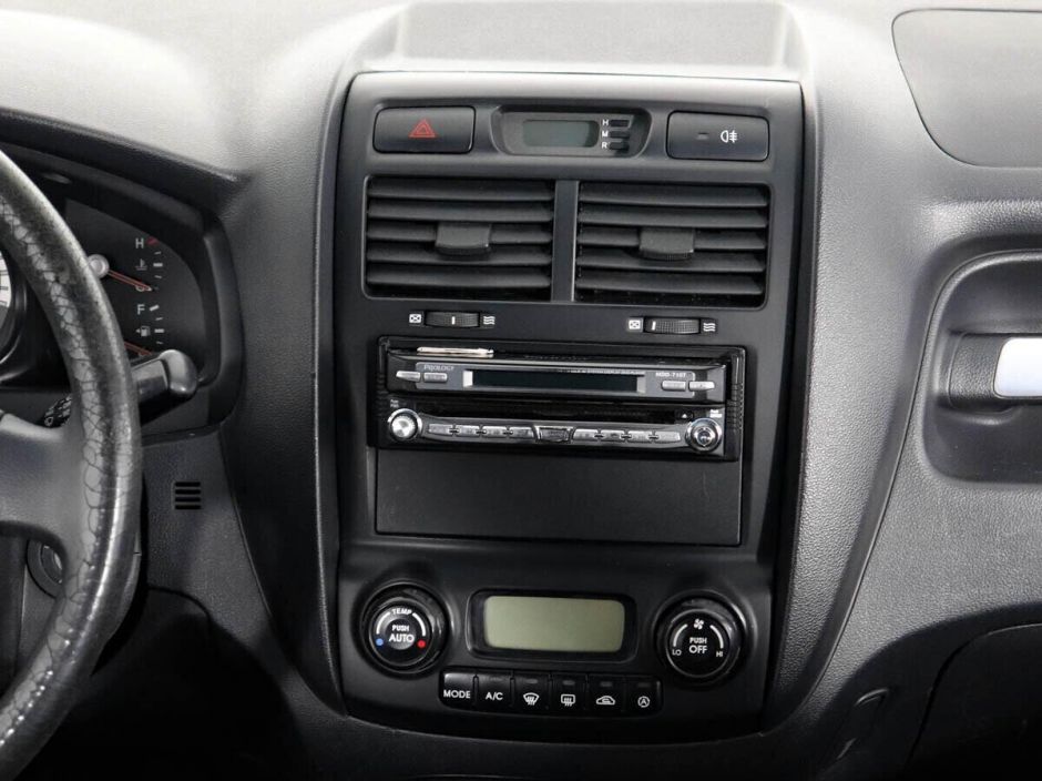 Kia Sportage, 2.0 л, АТ, 2006 фото 12