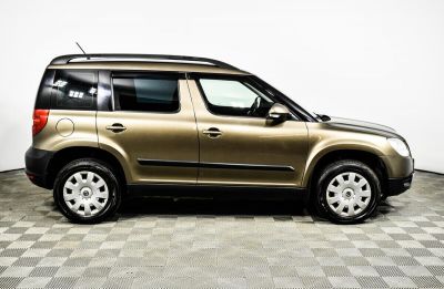 Skoda Yeti, 1.2 л, МКПП, 2012 фото 6