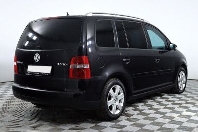 Volkswagen Touran, 2.0 л, РКПП, 2004 фото 7