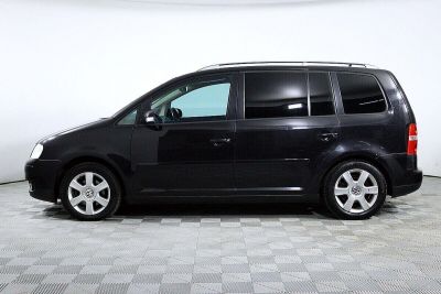 Volkswagen Touran, 2.0 л, РКПП, 2004 фото 10