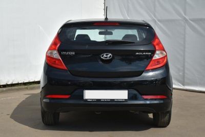 Hyundai Solaris, 1.6 л, АКПП, 2015 фото 8