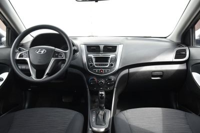 Hyundai Solaris, 1.6 л, АКПП, 2015 фото 14