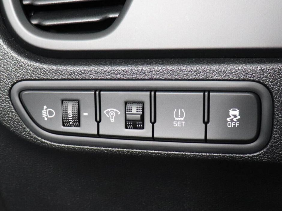 Kia Rio, 1.6 л, АТ, 2022 фото 17