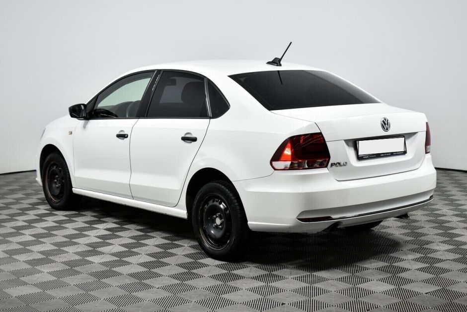 Volkswagen Polo, 1.6 л, МТ, 2017 фото 9