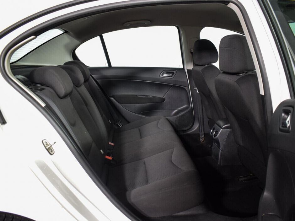 Peugeot 408, 1.6 л, МТ, 2012 фото 12