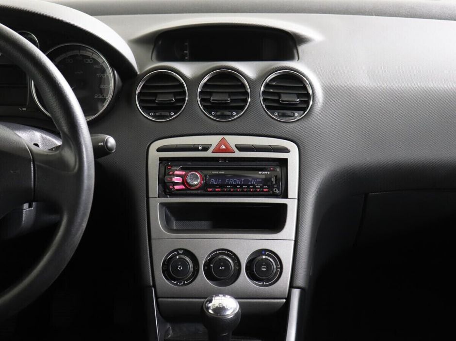 Peugeot 408, 1.6 л, МТ, 2012 фото 2