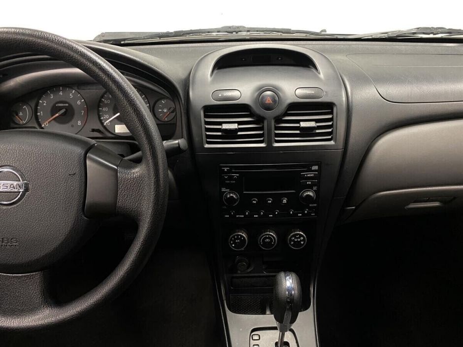 Nissan Almera Classic, 1.6 л, АТ, 2008 фото 13