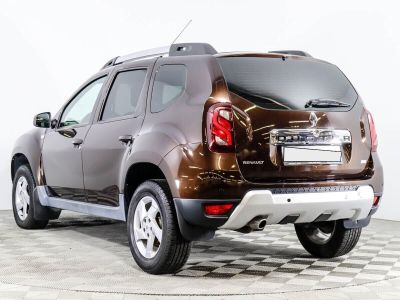 Renault Duster, 2.0 л, АКПП, 2018 фото 9