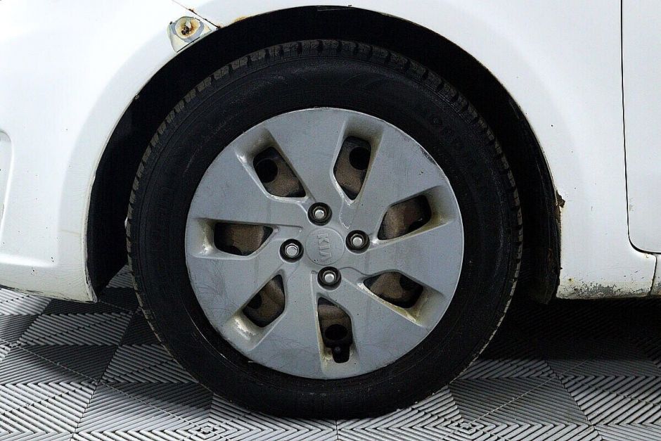 Kia Rio, 1.4 л, МТ, 2014 фото 1