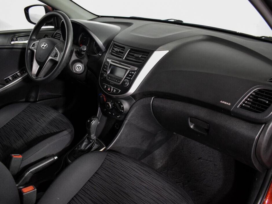Hyundai Solaris, 1.6 л, АТ, 2015 фото 11