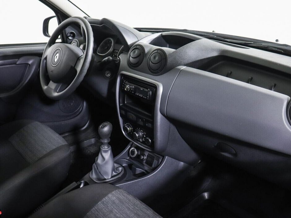 Renault Duster, 1.6 л, МТ, 2014 фото 11