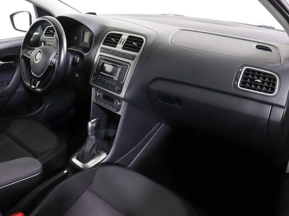 Volkswagen Polo, 1.6 л, АТ, 2018 фото 11