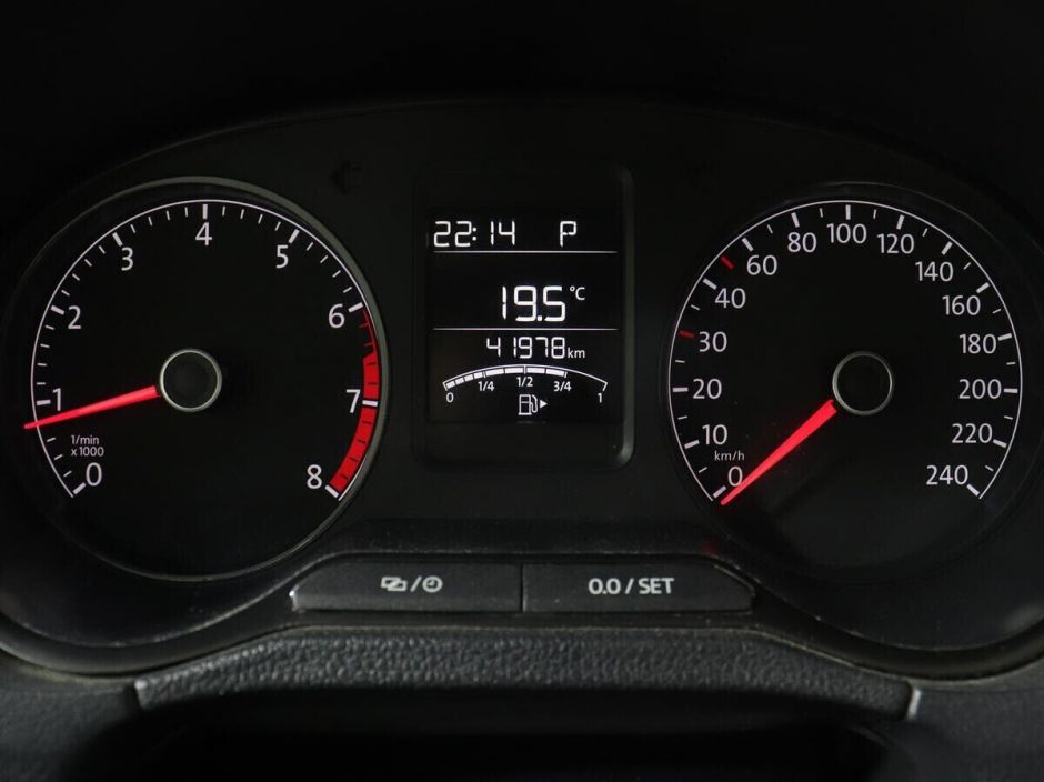 Volkswagen Polo, 1.6 л, АТ, 2018 фото 13