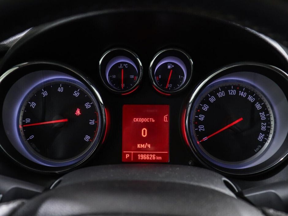 Opel Astra, 1.4 л, АТ, 2012 фото 13