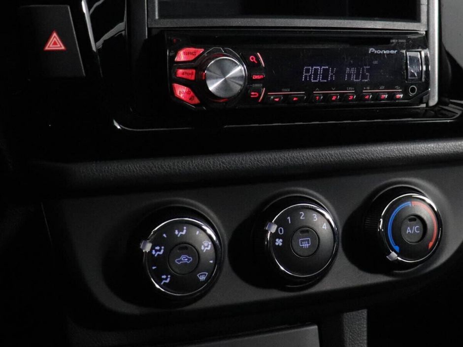 Toyota Corolla, 1.6 л, Вариатор, 2016 фото 14