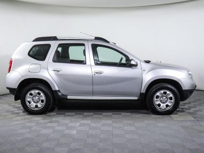 Renault Duster, 2.0 л, МКПП, 2014 фото 6