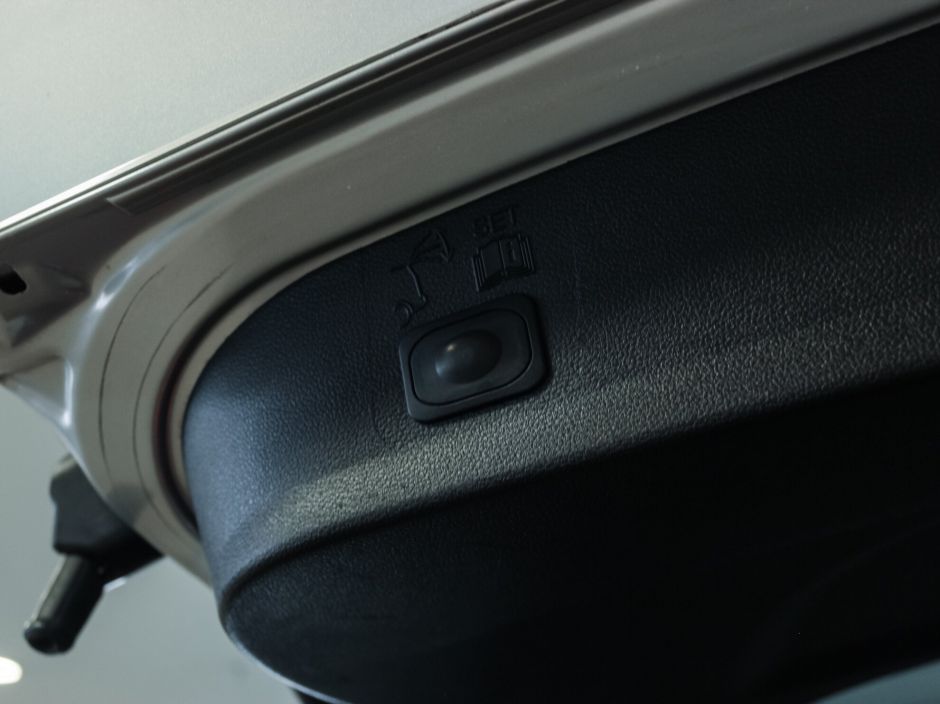 Ford Kuga, 1.6 л, АТ, 2014 фото 1