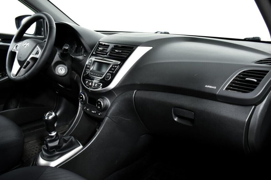 Hyundai Solaris, 1.6 л, МТ, 2014 фото 11