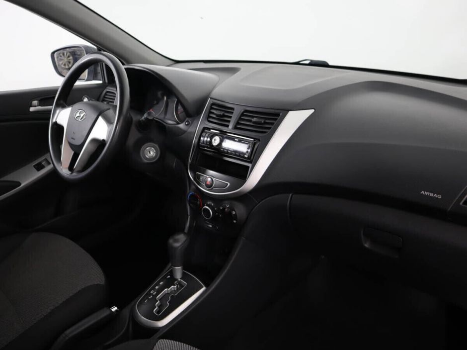 Hyundai Solaris, 1.4 л, АТ, 2012 фото 11