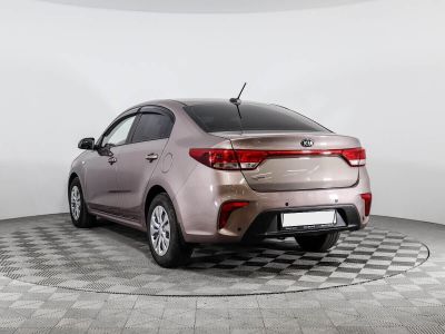 Kia Rio, 1.6 л, АКПП, 2018 фото 9