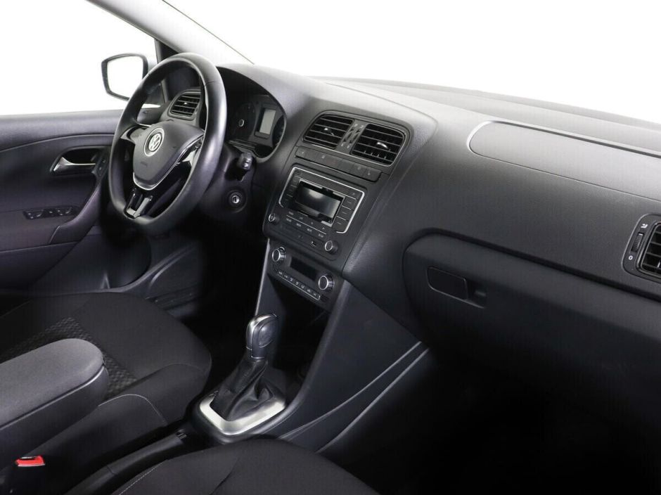 Volkswagen Polo, 1.6 л, АТ, 2018 фото 11
