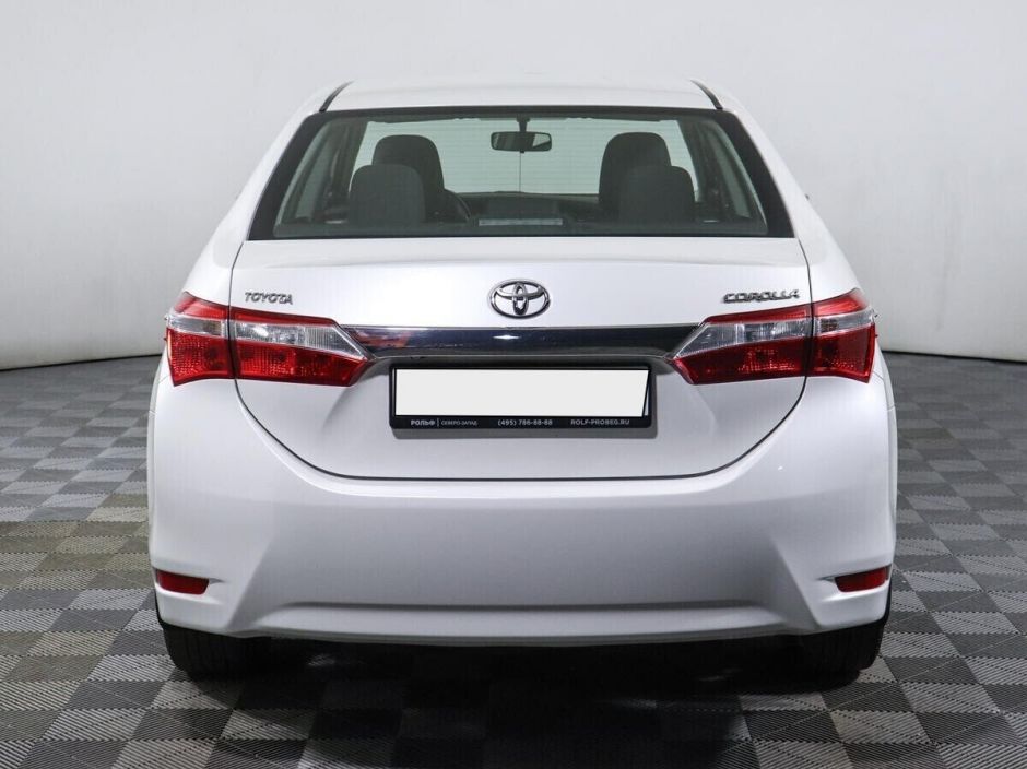 Toyota Corolla, 1.6 л, Вариатор, 2015 фото 8