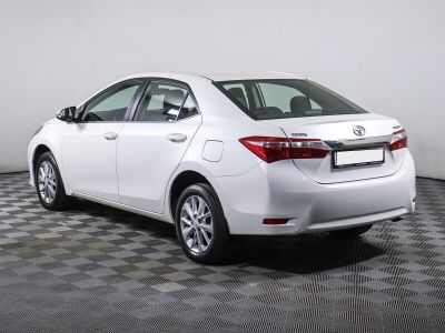 Toyota Corolla, 1.6 л, CVT, 2015 фото 9