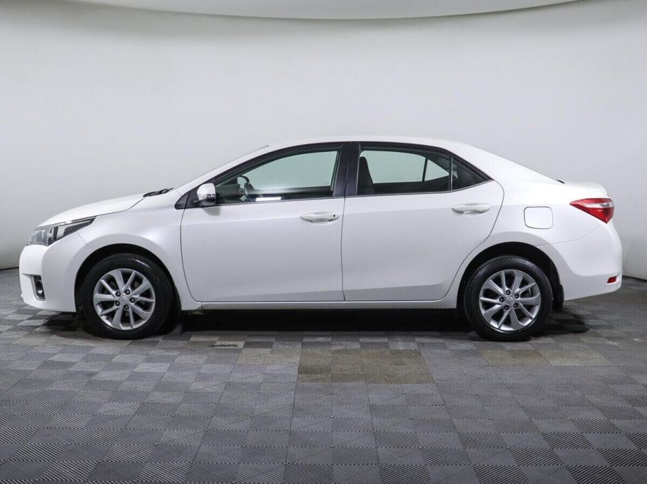 Toyota Corolla, 1.6 л, Вариатор, 2015 фото 10