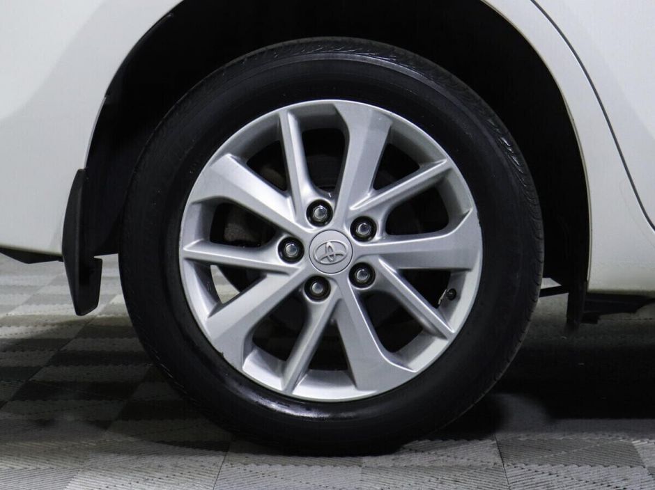 Toyota Corolla, 1.6 л, Вариатор, 2015 фото 17