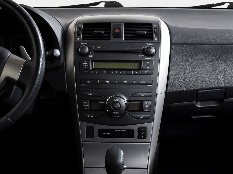 Toyota Corolla, 1.6 л, Робот, 2008 фото 17