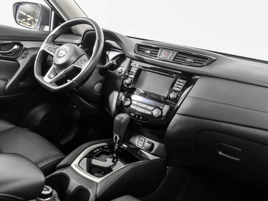 Nissan X-Trail SE+, 2.5 л, Вариатор, 2020 фото 2