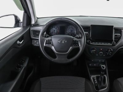 Hyundai Solaris, 1.6 л, АКПП, 2020 фото 2