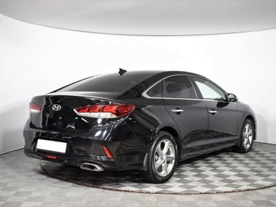 Hyundai Sonata, 2.0 л, АКПП, 2019 фото 4