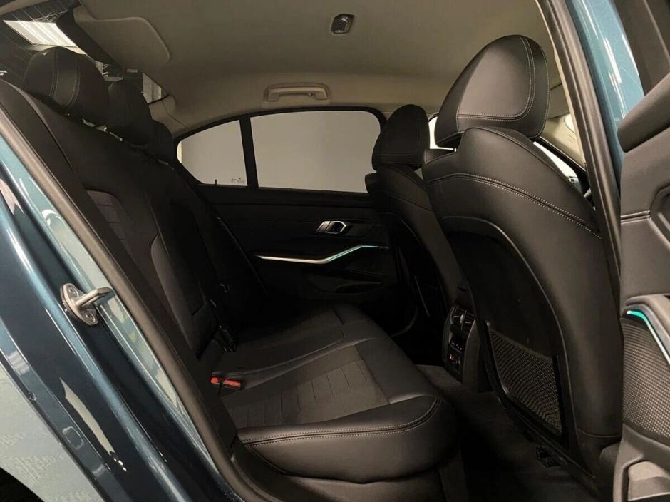 BMW 3 серии, 2.0 л, АТ, 2019 фото 2