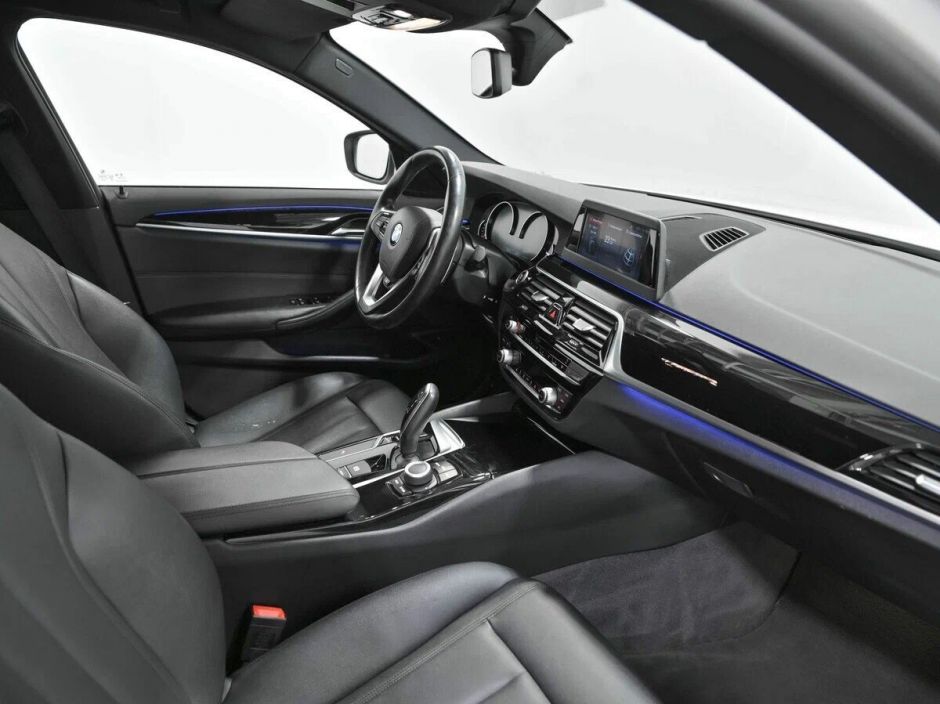 BMW 5 серии, 2.0 л, АТ, 2018 фото 8